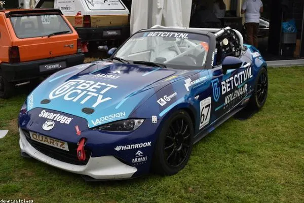 1998 Mazda MX-5 roadster